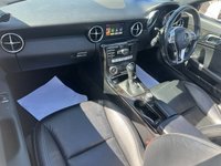 USED 2012 12 MERCEDES-BENZ SLK 1.8 SLK200 BlueEfficiency Convertible 2dr Petrol G-Tronic+ Euro 5 (s/s) (184 ps) GREAT SERVICE HISTORY WITH THIS CAR
