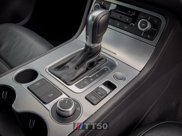 View our VOLKSWAGEN TOUAREG