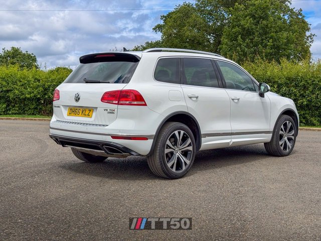 View our VOLKSWAGEN TOUAREG
