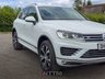 USED 2017 66 VOLKSWAGEN TOUAREG 3.0 TDI V6 BlueMotion Tech R-Line SUV 5dr Diesel Tiptronic 4WD Euro 6 (s/s) (262 ps) PANORAMIC SUNROOF, AUTOMATIC, SAT NAV, LEATHER