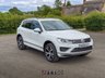USED 2017 66 VOLKSWAGEN TOUAREG 3.0 TDI V6 BlueMotion Tech R-Line SUV 5dr Diesel Tiptronic 4WD Euro 6 (s/s) (262 ps) PANORAMIC SUNROOF, AUTOMATIC, SAT NAV, LEATHER