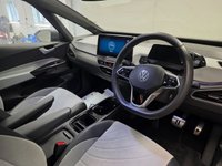 USED 2023 23 VOLKSWAGEN ID.3 Pro Performance 58kWh Family Hatchback 5dr Electric Auto (204 ps) 