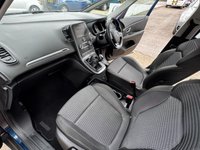 USED 2017 17 RENAULT SCENIC 1.5 dCi Expression + MPV 5dr Diesel Manual Euro 6 (s/s) (110 ps) One Owner * Low Miles * Good History * High Spec