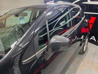 USED 2015 65 VAUXHALL MOKKA 1.4i Turbo Exclusiv SUV 5dr Petrol Manual 4WD Euro 6 (s/s) (140 ps) 