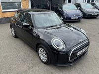 USED 2021 21 MINI HATCH 1.5 One Classic Hatchback 3dr Petrol Manual Euro 6 (s/s) (102 ps) 1 Owner - MINI Infotainment System - Cruise Control - Air Conditioning - Electric Windows - Alloy Wheels - LED Headlights & Daytime Running Lights - Multifunction Steering Wheel