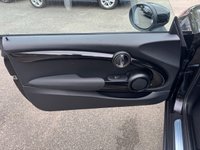 USED 2021 21 MINI HATCH 1.5 One Classic Hatchback 3dr Petrol Manual Euro 6 (s/s) (102 ps) 1 Owner - MINI Infotainment System - Cruise Control - Air Conditioning - Electric Windows - Alloy Wheels - LED Headlights & Daytime Running Lights - Multifunction Steering Wheel