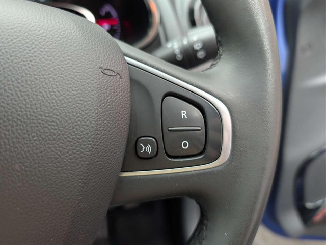 USED 2019 19 RENAULT CLIO 0.9 Clio Iconic TCe 5dr CLICK+COLLECT / HOME DELIVERY