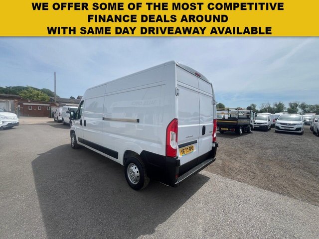 View our PEUGEOT BOXER
