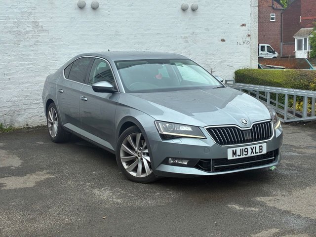 View our SKODA SUPERB