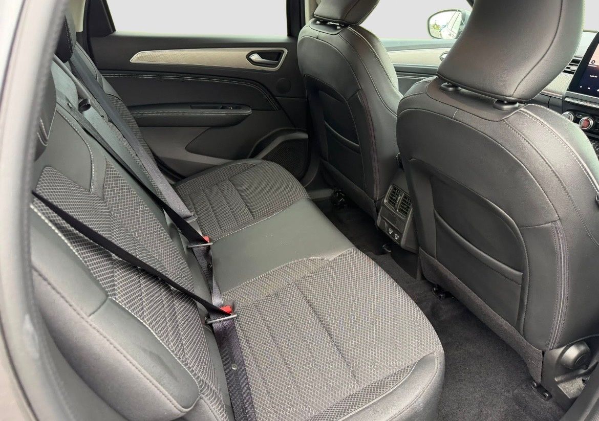 USED 2022 22 RENAULT ARKANA 1.6 E-TECH S Edition SUV 5dr Petrol Hybrid Auto 2WD Euro 6 (s/s) (145 bhp) 