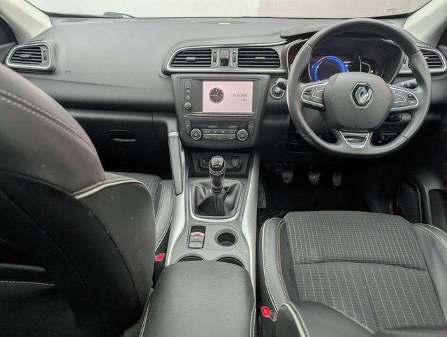 USED 2018 68 RENAULT KADJAR 1.2 Kadjar Signature Nav TCe 5dr CLICK+COLLECT / HOME DELIVERY