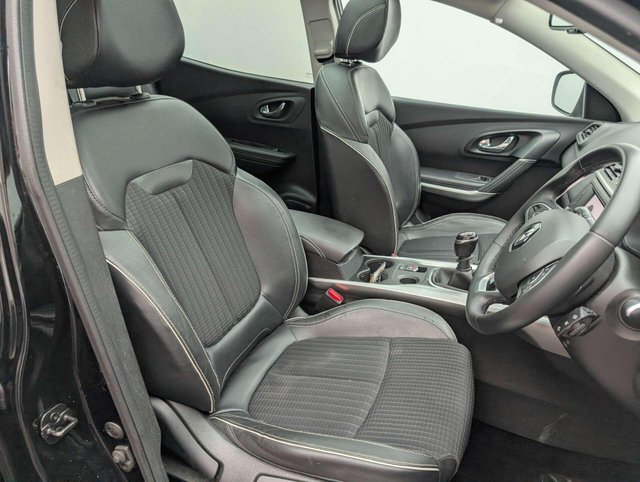USED 2018 68 RENAULT KADJAR 1.2 Kadjar Signature Nav TCe 5dr CLICK+COLLECT / HOME DELIVERY