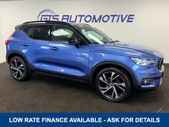 2020 VOLVO XC40
