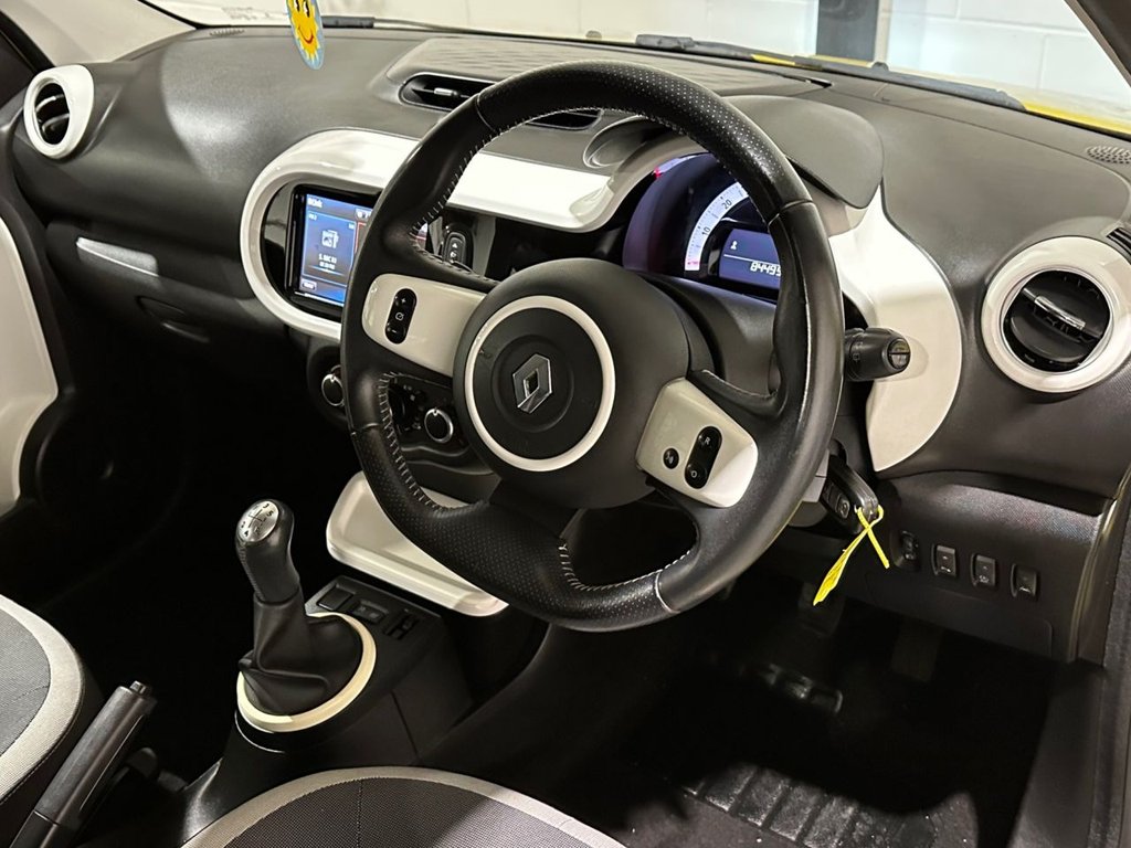 USED 2014 64 RENAULT TWINGO 1.0 SCe Dynamique Hatchback 5dr Petrol Manual Euro 6 (s/s) (70 ps) 
