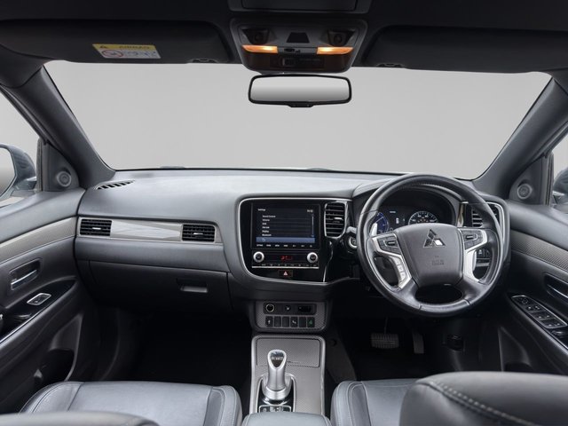 View our MITSUBISHI OUTLANDER