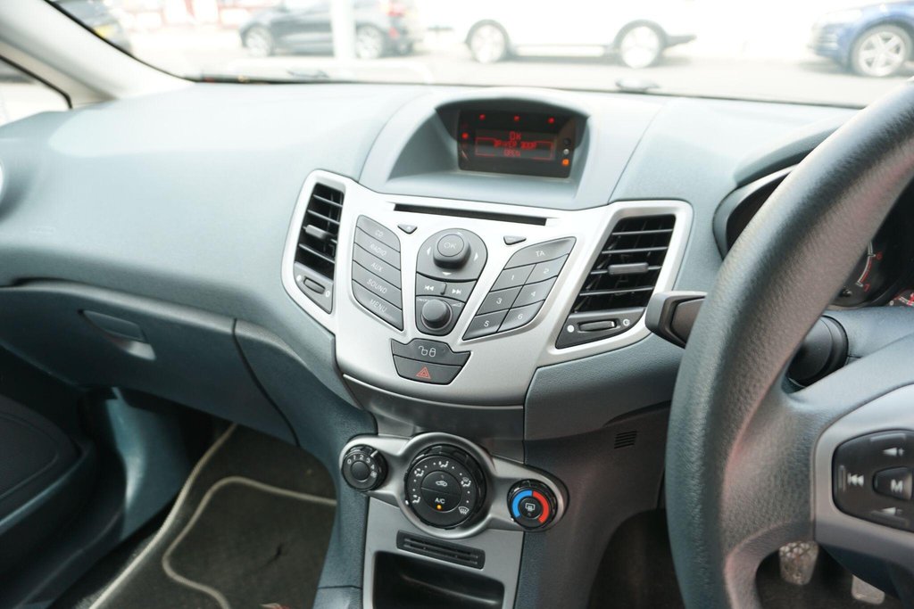 USED 2010 10 FORD FIESTA 1.25 Edge 3dr JUST ARRIVED!!!