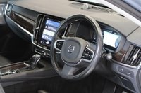 USED 2017 67 VOLVO V90 2.0 D5 PowerPulse Inscription Auto AWD Euro 6 (s/s) 5dr BOWERS & WILKINS SOUND SYSTEM!
