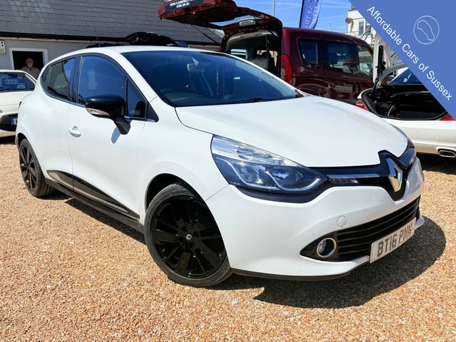 View our Renault Clio 0.9 TCe Dynamique S Nav Hatchback 5dr Petrol Manual Euro 6 (s/s) (90 ps)