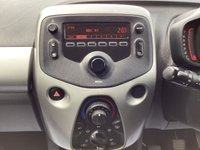 USED 2016 16 TOYOTA AYGO 1.0 VVT-i x-play Hatchback 3dr Petrol Manual Euro 6 (68 ps) 
