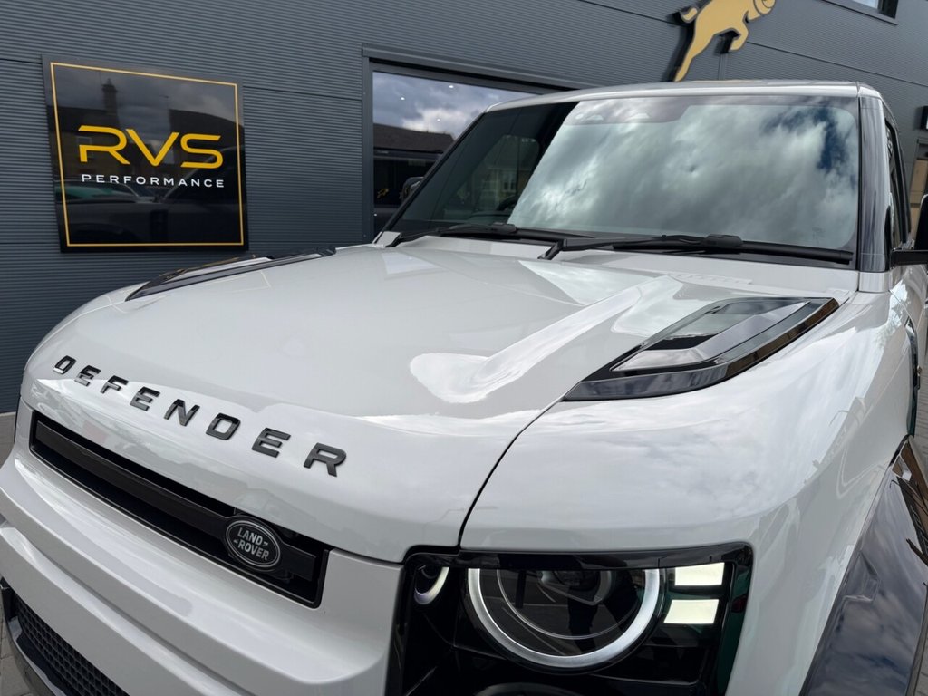 USED 2026 26 LAND ROVER DEFENDER 110 3.0 D250 MHEV S Hard Top SUV 5dr Diesel Auto 4WD MWB Euro 6 (s/s) (249 ps) Rear seat conversion Nappa leather