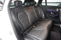 USED 2021 21 MERCEDES-BENZ GLC 2.0 GLC300d AMG Line (Premium Plus) SUV 5dr Diesel G-Tronic+ 4MATIC Euro 6 (s/s) (245 ps) 4MATIC! BURMESTER! APPLE CAR PLAY!