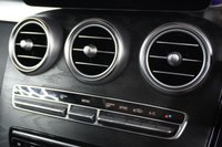USED 2021 21 MERCEDES-BENZ GLC 2.0 GLC300d AMG Line (Premium Plus) SUV 5dr Diesel G-Tronic+ 4MATIC Euro 6 (s/s) (245 ps) 4MATIC! BURMESTER! APPLE CAR PLAY!
