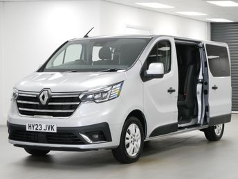 2023 RENAULT TRAFIC