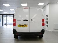 USED 2024 74 VAUXHALL VIVARO 2.0 TURBO D 145 BHP XL LONG PRIME CREWCAB 6 SEATER  6 SEATER | AIR CON | CARPLAY MEDIA