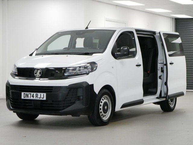 View our Vauxhall Vivaro 2.0 TURBO D 145 BHP XL LONG PRIME CREWCAB 6 SEATER 