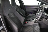 USED 2023 23 VOLKSWAGEN GOLF 1.5 eTSI MHEV R-Line Hatchback 5dr Petrol Hybrid DSG Euro 6 (s/s) (150 ps) 1 OWNER, SATNAV, CAR PLAY