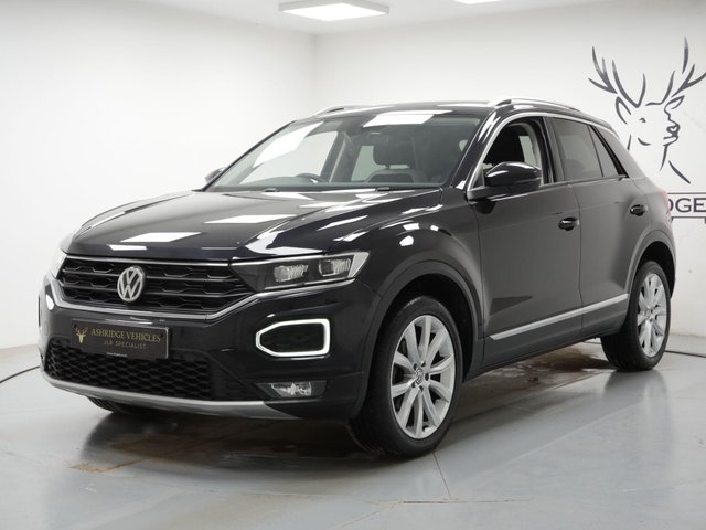 View our VOLKSWAGEN T-ROC