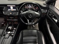 USED 2013 MERCEDES-BENZ CLS CLASS 5.5 CLS63 V8 AMG Coupe 4dr Petrol SpdS MCT Euro 5 (s/s) (557 ps) 
