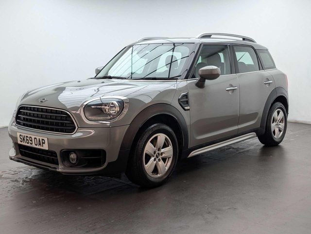 USED 2019 69 MINI COUNTRYMAN 1.5 Countryman Cooper Classic Auto 5dr CLICK+COLLECT / HOME DELIVERY