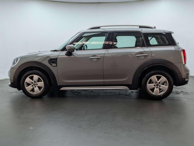 USED 2019 69 MINI COUNTRYMAN 1.5 Countryman Cooper Classic Auto 5dr CLICK+COLLECT / HOME DELIVERY