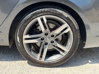 USED 2017 17 AUDI A4 AVANT 2.0 TDI ultra S line Estate 5dr Diesel S Tronic Euro 6 (s/s) (190 ps) 