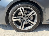 USED 2017 17 AUDI A4 AVANT 2.0 TDI ultra S line Estate 5dr Diesel S Tronic Euro 6 (s/s) (190 ps) 