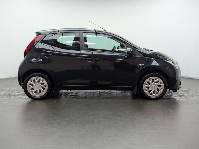 USED 2021 21 TOYOTA AYGO 1.0 Aygo X-Play TSS VVT-i CVT 5dr CLICK+COLLECT / HOME DELIVERY