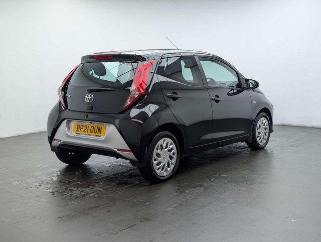 USED 2021 21 TOYOTA AYGO 1.0 Aygo X-Play TSS VVT-i CVT 5dr CLICK+COLLECT / HOME DELIVERY