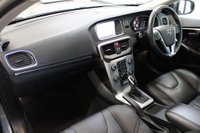 USED 2018 18 VOLVO V40 2.0 D3 Inscription Auto Euro 6 (s/s) 5dr BLIS, INTELLISAFE PRO, WINTER!