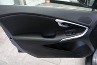 USED 2018 18 VOLVO V40 2.0 D3 Inscription Auto Euro 6 (s/s) 5dr BLIS, INTELLISAFE PRO, WINTER!