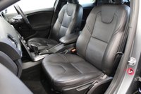 USED 2018 18 VOLVO V40 2.0 D3 Inscription Auto Euro 6 (s/s) 5dr BLIS, INTELLISAFE PRO, WINTER!