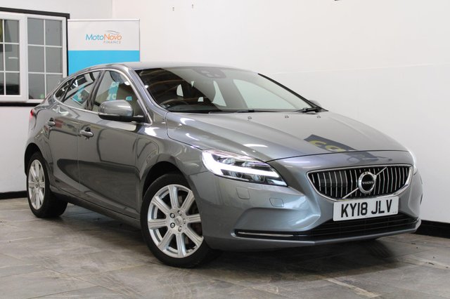 View our VOLVO V40