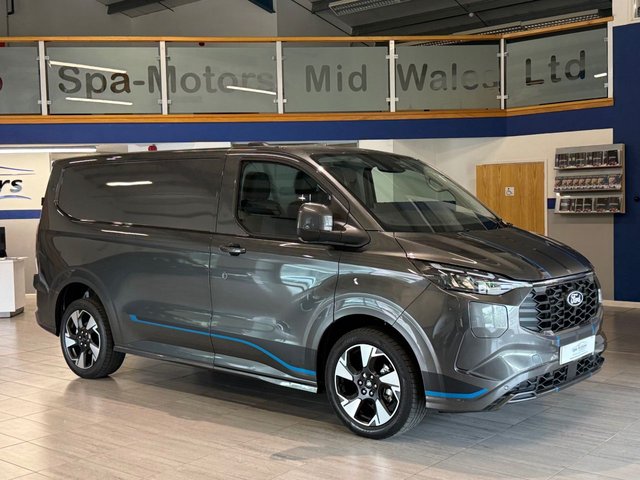 View our Ford Transit Custom range