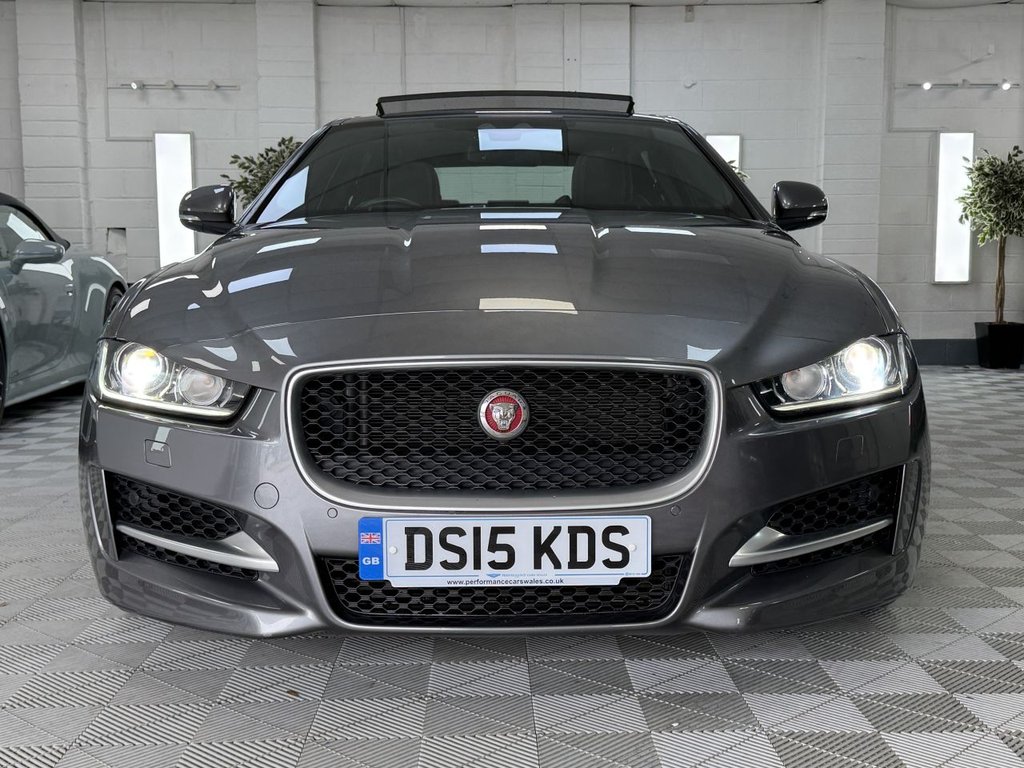 USED 2015 15 JAGUAR XE 2.0 GTDi R-Sport Saloon 4dr Petrol Auto Euro 6 (s/s) (240 ps) 