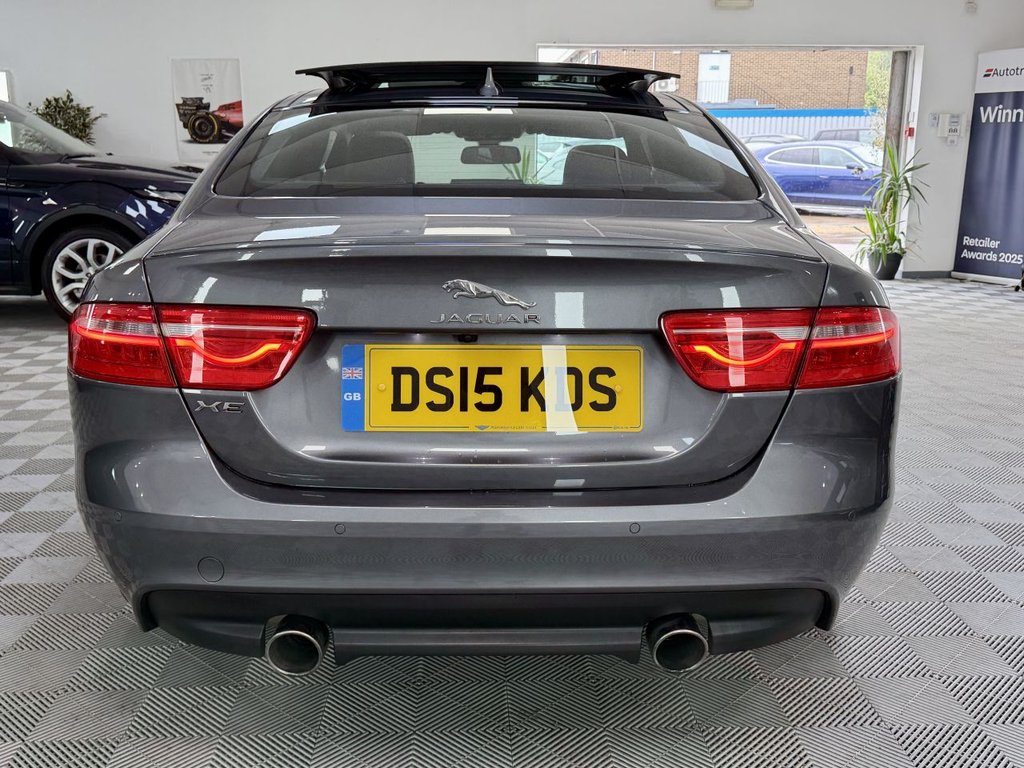 USED 2015 15 JAGUAR XE 2.0 GTDi R-Sport Saloon 4dr Petrol Auto Euro 6 (s/s) (240 ps) 