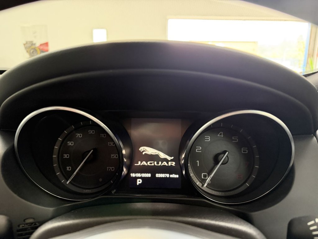 USED 2015 15 JAGUAR XE 2.0 GTDi R-Sport Saloon 4dr Petrol Auto Euro 6 (s/s) (240 ps) 