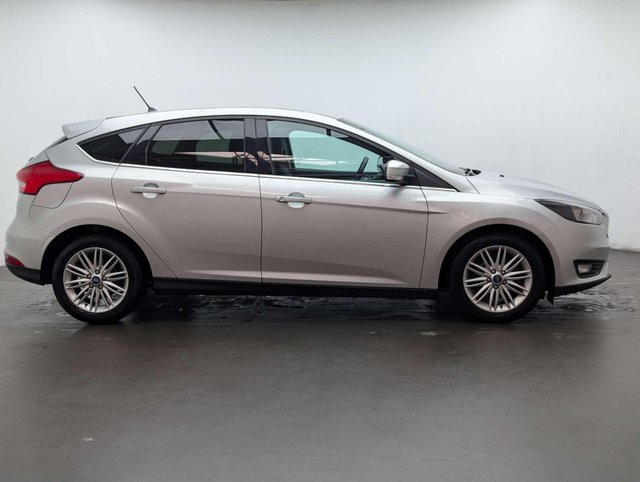 USED 2017 17 FORD FOCUS 1.0 Focus Zetec Edition 5dr CLICK+COLLECT / HOME DELIVERY