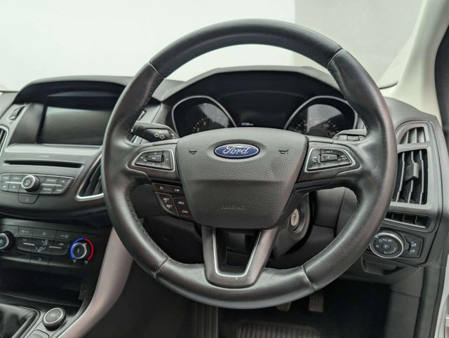 USED 2017 17 FORD FOCUS 1.0 Focus Zetec Edition 5dr CLICK+COLLECT / HOME DELIVERY