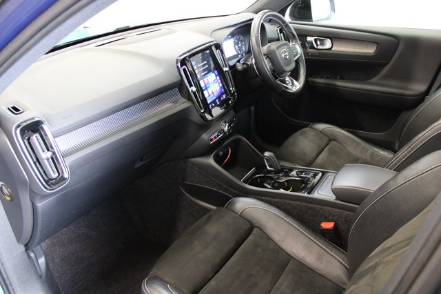 View our VOLVO XC40