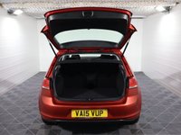 USED 2015 15 VOLKSWAGEN GOLF 1.6 TDI BlueMotion Tech Match Hatchback 5dr Diesel Manual Euro 5 (s/s) (105 ps) 9 SERVICE STAMPS SUNING CAR